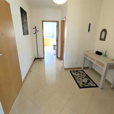 Apartment Algarve Modern T1 With Balcony In