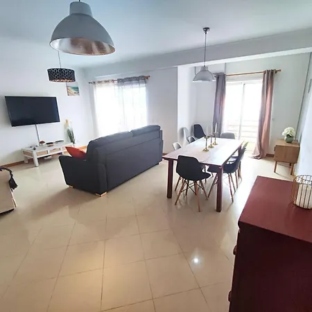 Algarve Modern T1 With Balcony In Albufeira