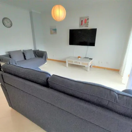 Algarve Modern T1 With Balcony In Lägenhet